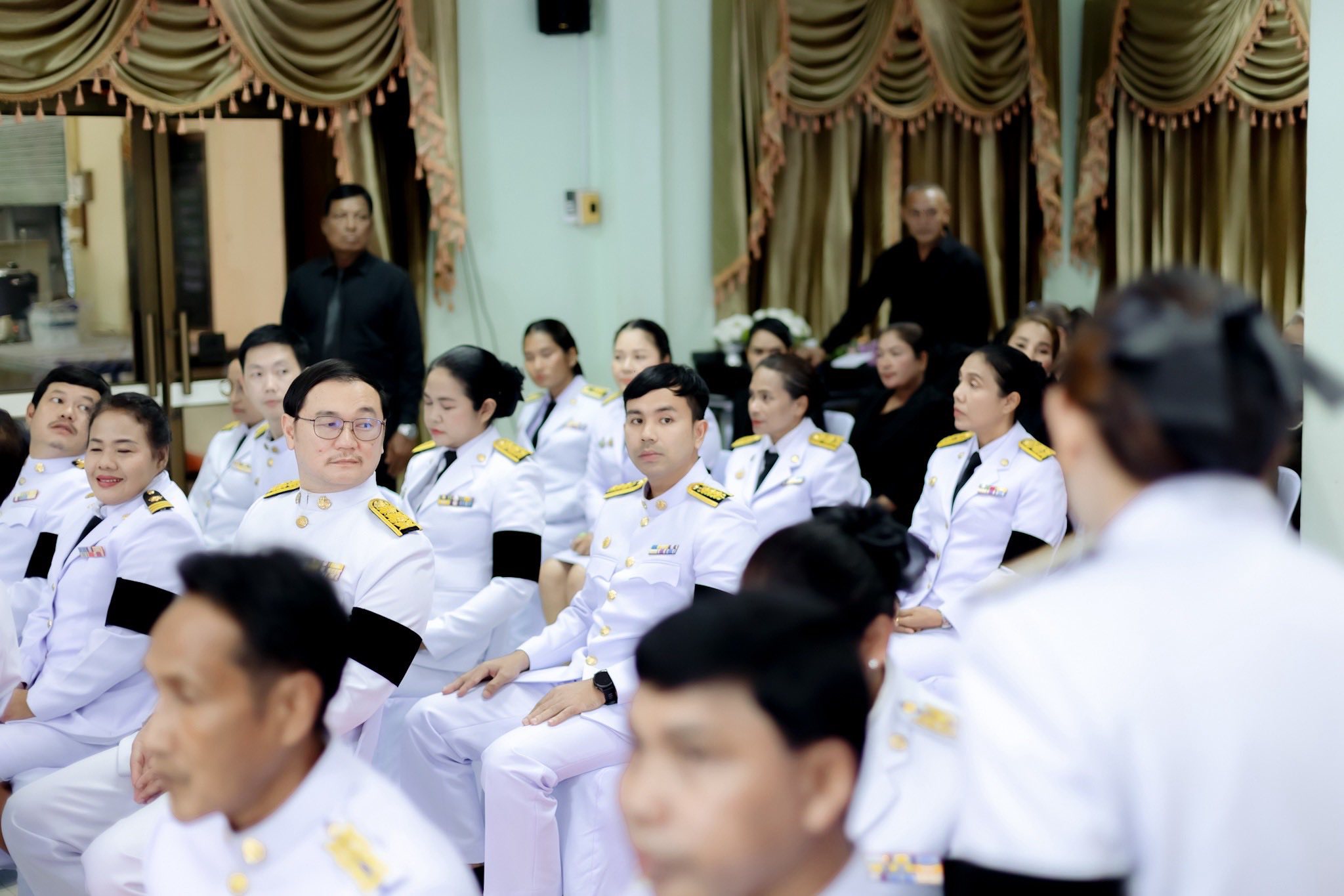 🎗️วันพฤหัสบดี ที่ 30 ตุลาคม 2568 เทศบาลตำบลคลองปราบ ได้จัดพิธีลงนามถวายความอาลัย สมเด็จพระนางเจ้าสิริกิติ์ พระบรมราชินีนาถ พระบรมราชชนนีพันปีหลวง เพื่อเป็นการน้อมถวายความอาลัย และสำนึกในพระมหากรุณาธิคุณอย่างหาที่สุดมิได้ และเป็นการปลูกฝังจิตสำนึกความภักดีต่อสถาบันพระมหากษัตริย์ นำโดย